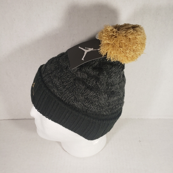 NWT Boy's Jordan Cuffed Beanie - Picture 2 of 4